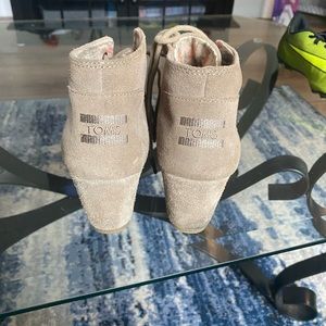 Toms tan booties